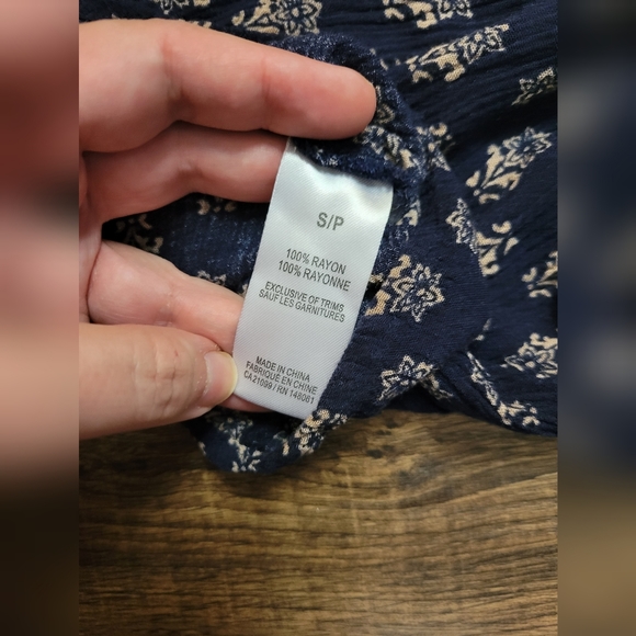 FREE W BUNDLE Ardene babydoll top - Picture 5 of 10